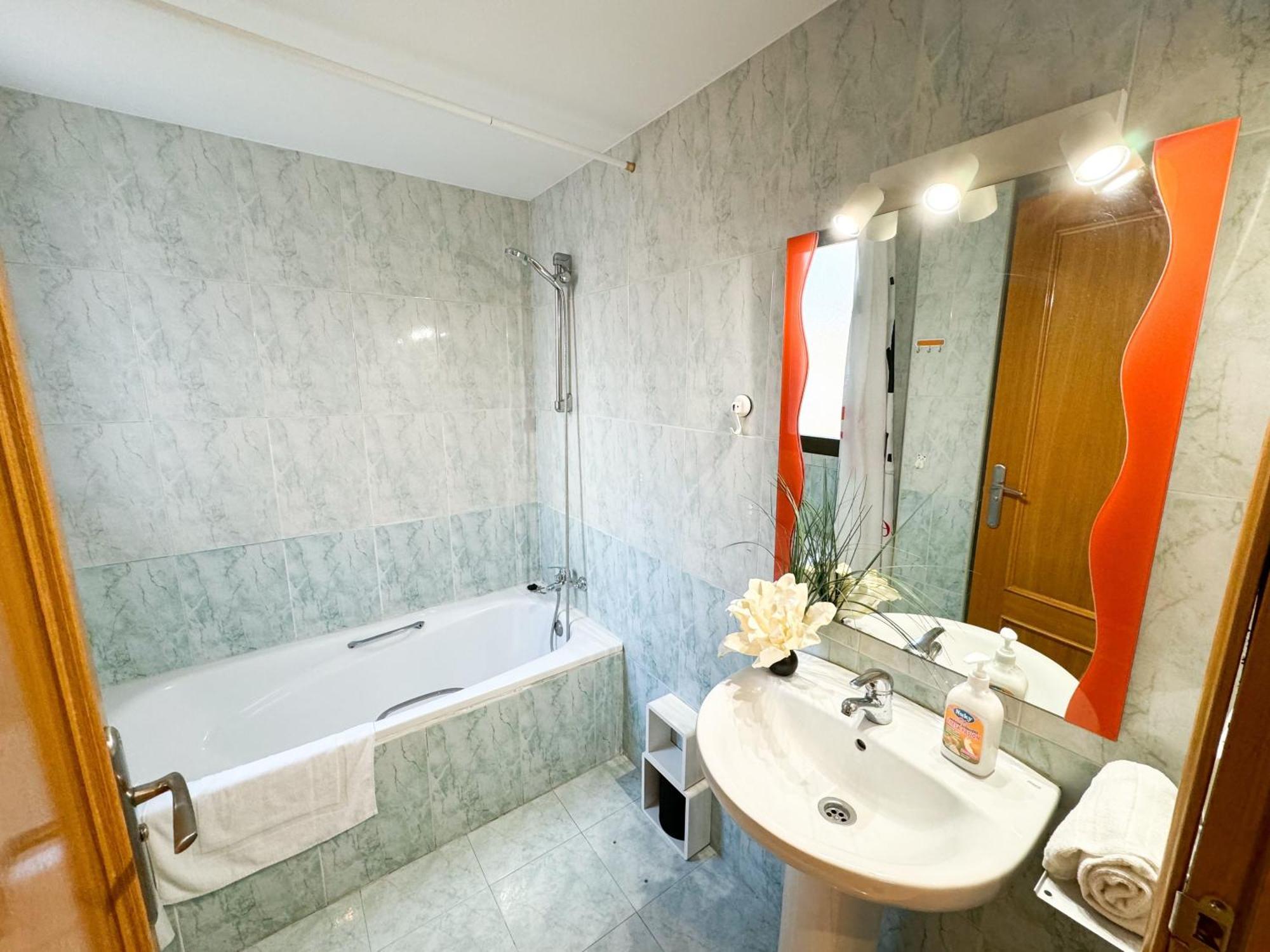Escultor Del Pilar Comotucasa Zaragoza Ngoại thất bức ảnh
